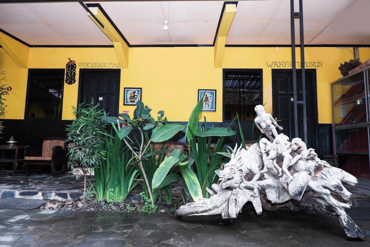Oyo 598 Udan Mas Guesthouse& Gallery Magelang Exterior foto